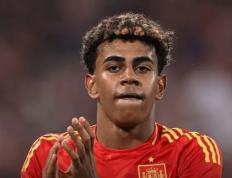 16岁天才少年助阵 西班牙挺进欧洲杯决赛-欧洲杯