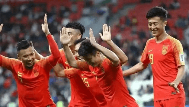 正式确认！中国足球传来喜讯：高洪波做出难得决定，球迷齐声叫好-中国足球