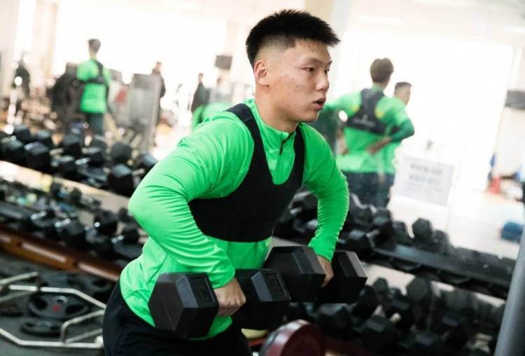 训练 | 北京国安一线队集结 开启新赛季首练-北京国安