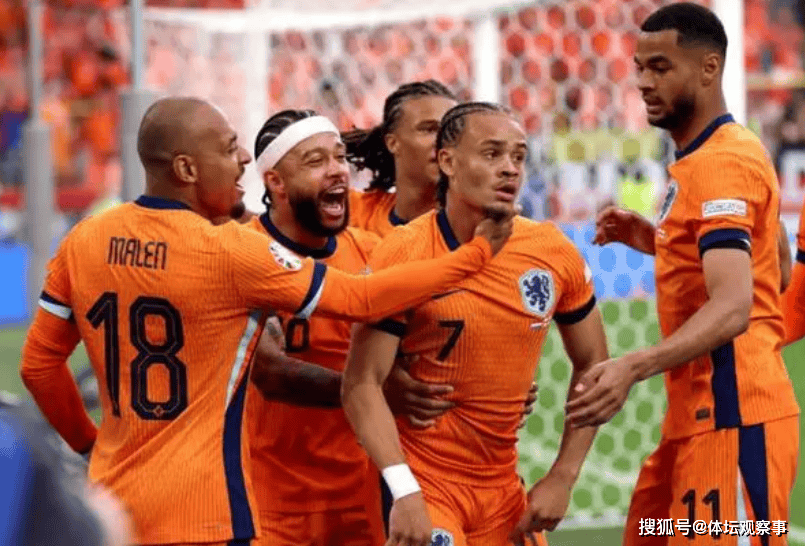 欧洲杯重大争议：VAR改判点球，英格兰获利，2-1绝杀荷兰晋级决赛-欧洲杯