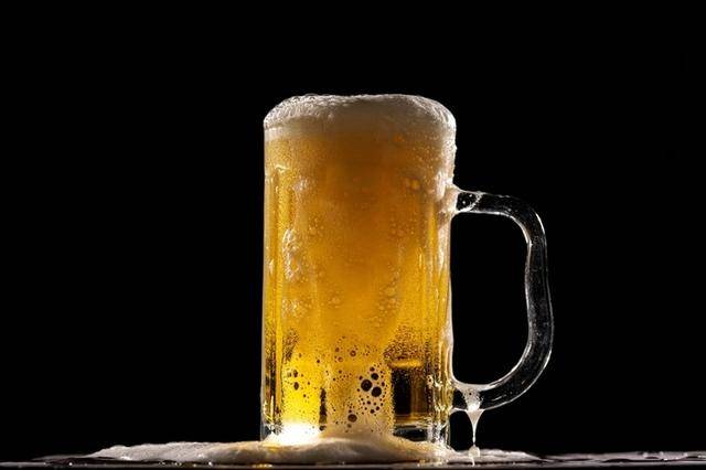 欧洲杯点燃“啤酒经济”，青岛现存2621家企业断层第一-欧洲杯