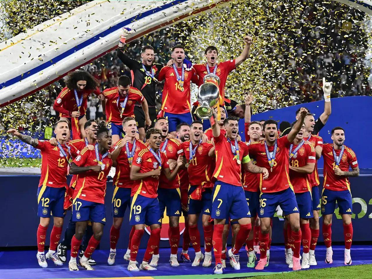 西班牙2：1战胜英格兰并夺得欧洲杯冠军，让我们明白了以下几点-欧洲杯