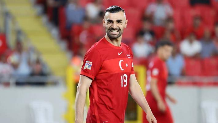 “37球！恰尔汗奥卢成为在意甲进球最多的土耳其球员”-恰尔汗奥卢